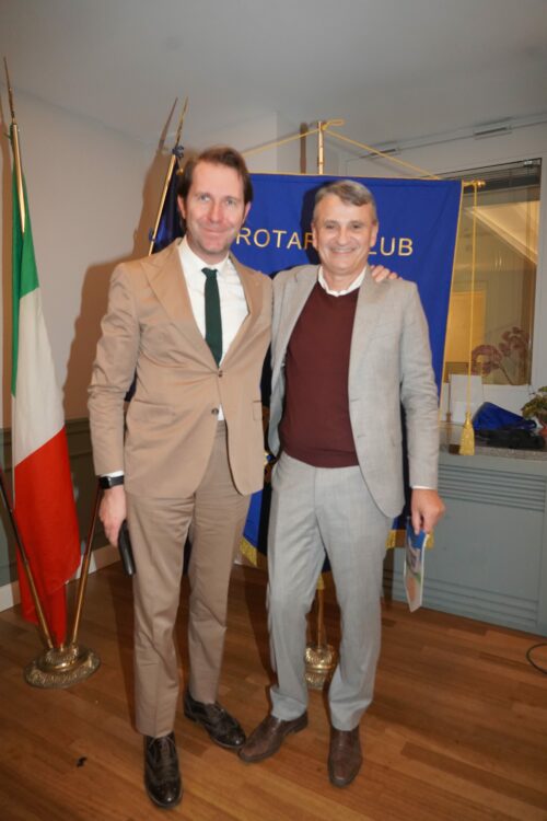 Incontro con il dott. MAURIZIO DAVI, sul tema:” L’IA TRASFORMAZIONI ECONOMICHE E IMPRENDITORIALI: IL MERCATO GLOBALE E LE PMI ITALIANE.”